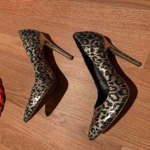 Chic Animal print heels